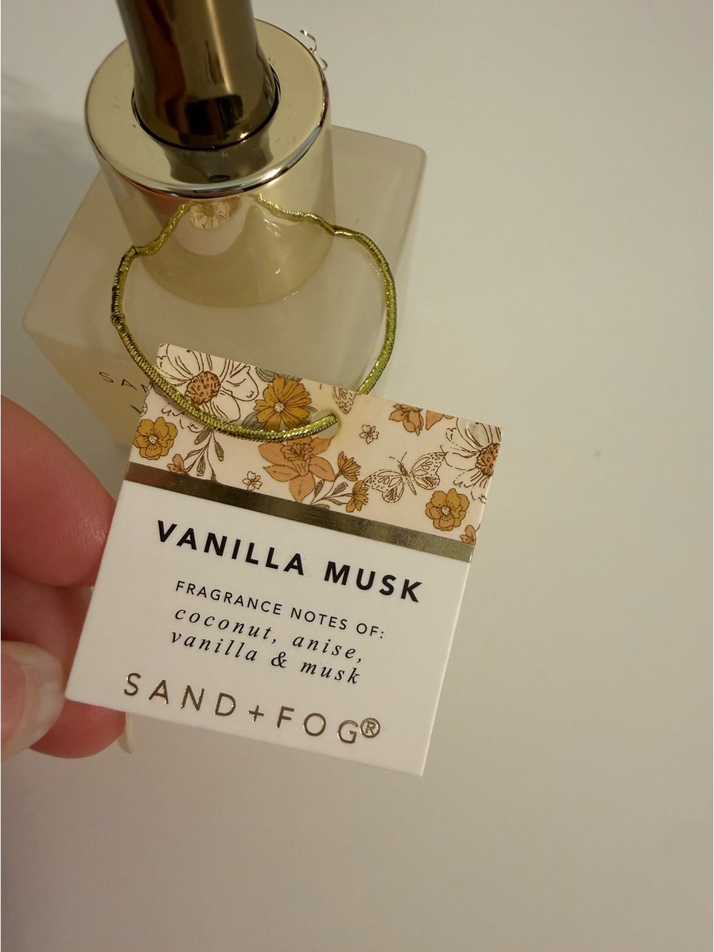 Sand + Fog Perfume Oil in Vanilla Musk 1oz - Picture 2 of 4